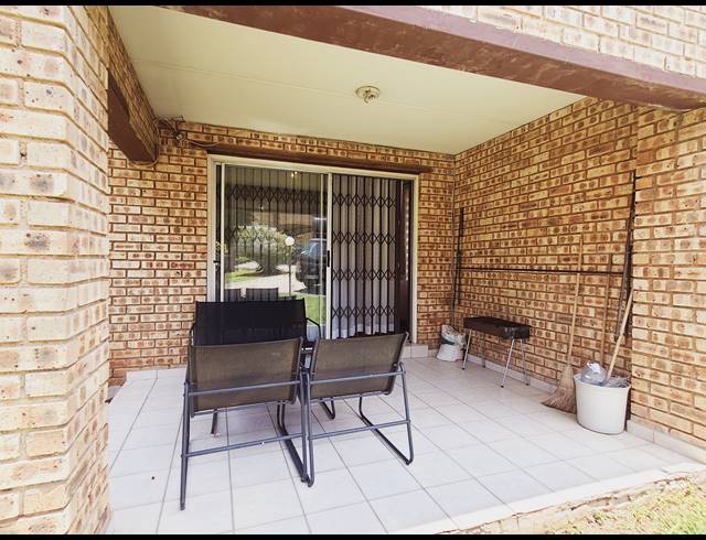3 BEDROOM APARTMENT RENTED IN HALFWAY GARDENS